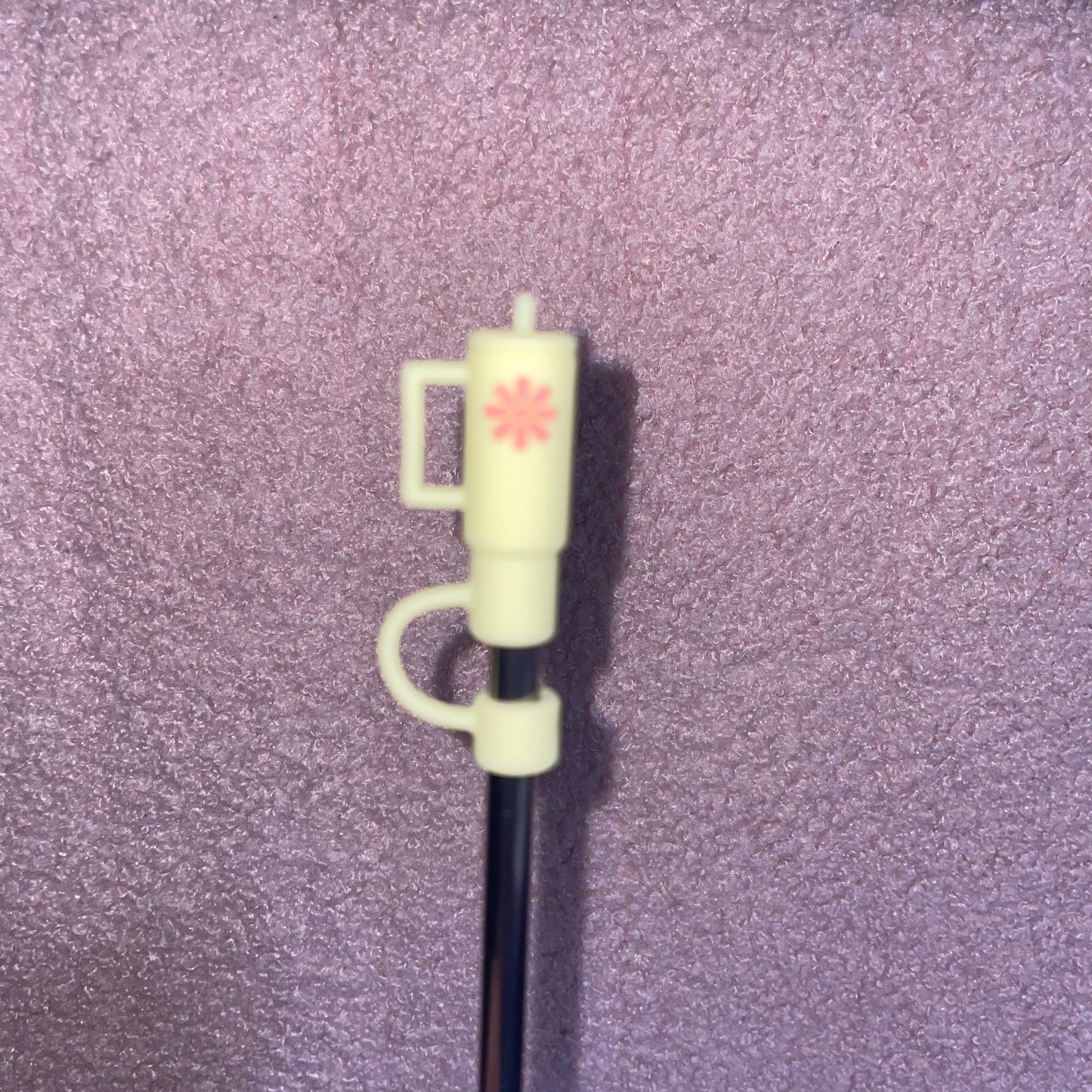 light yellow tumbler straw topper